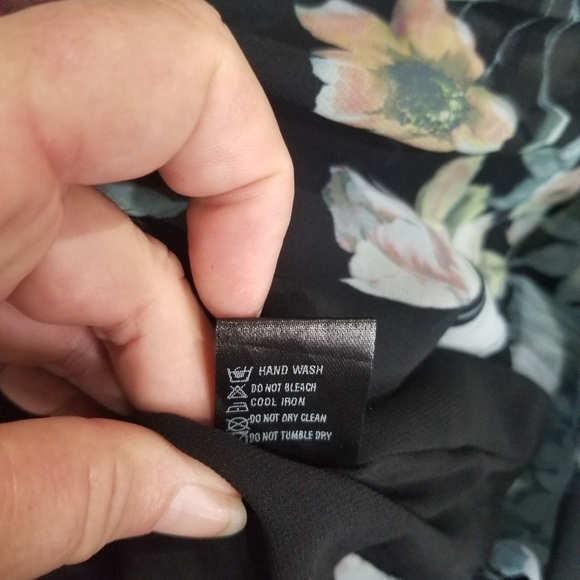 Olivaceaus Midi dress - Picture 9 of 9